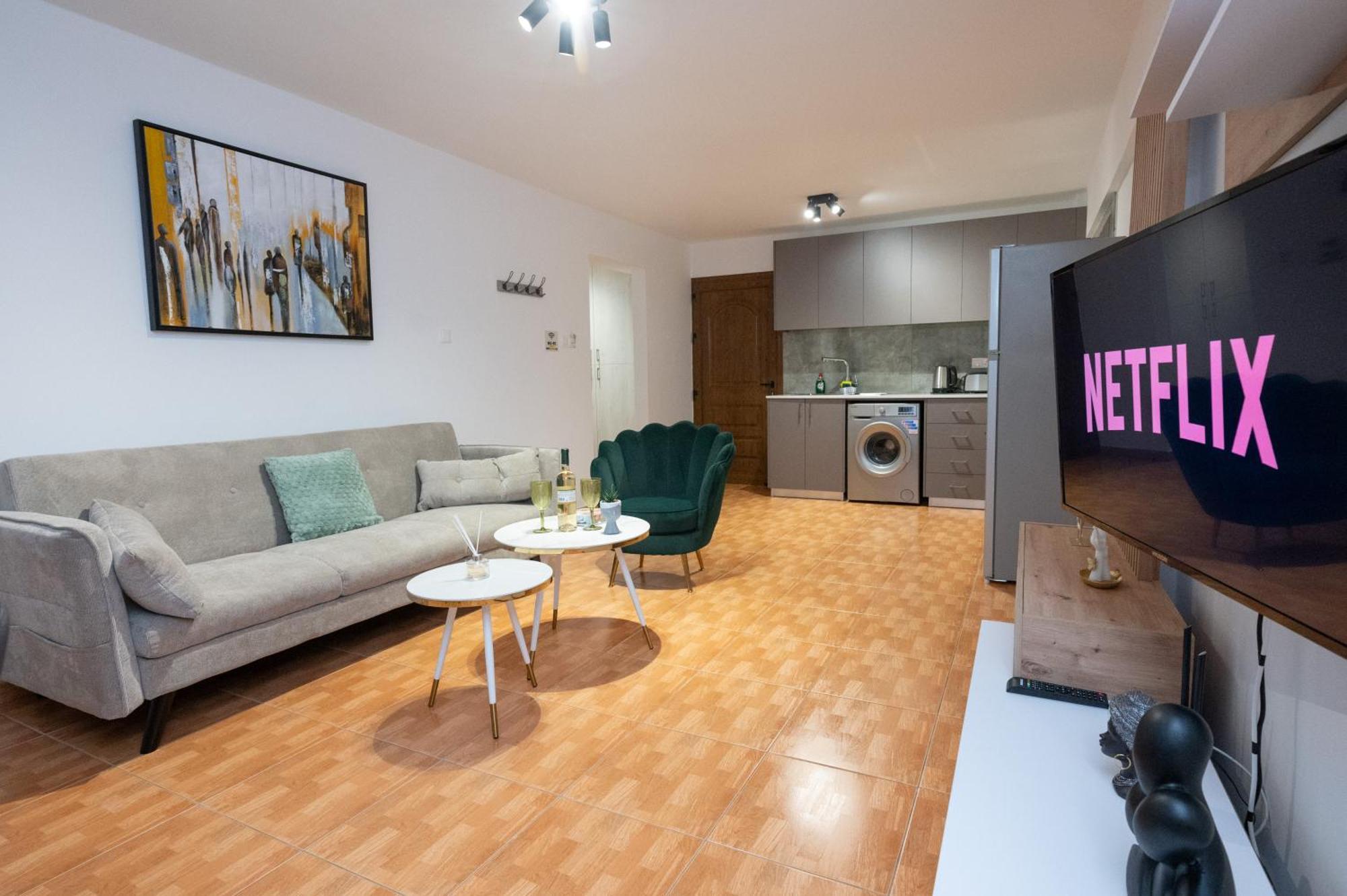 Napa Centrale Suites Ayia Napa Exteriör bild