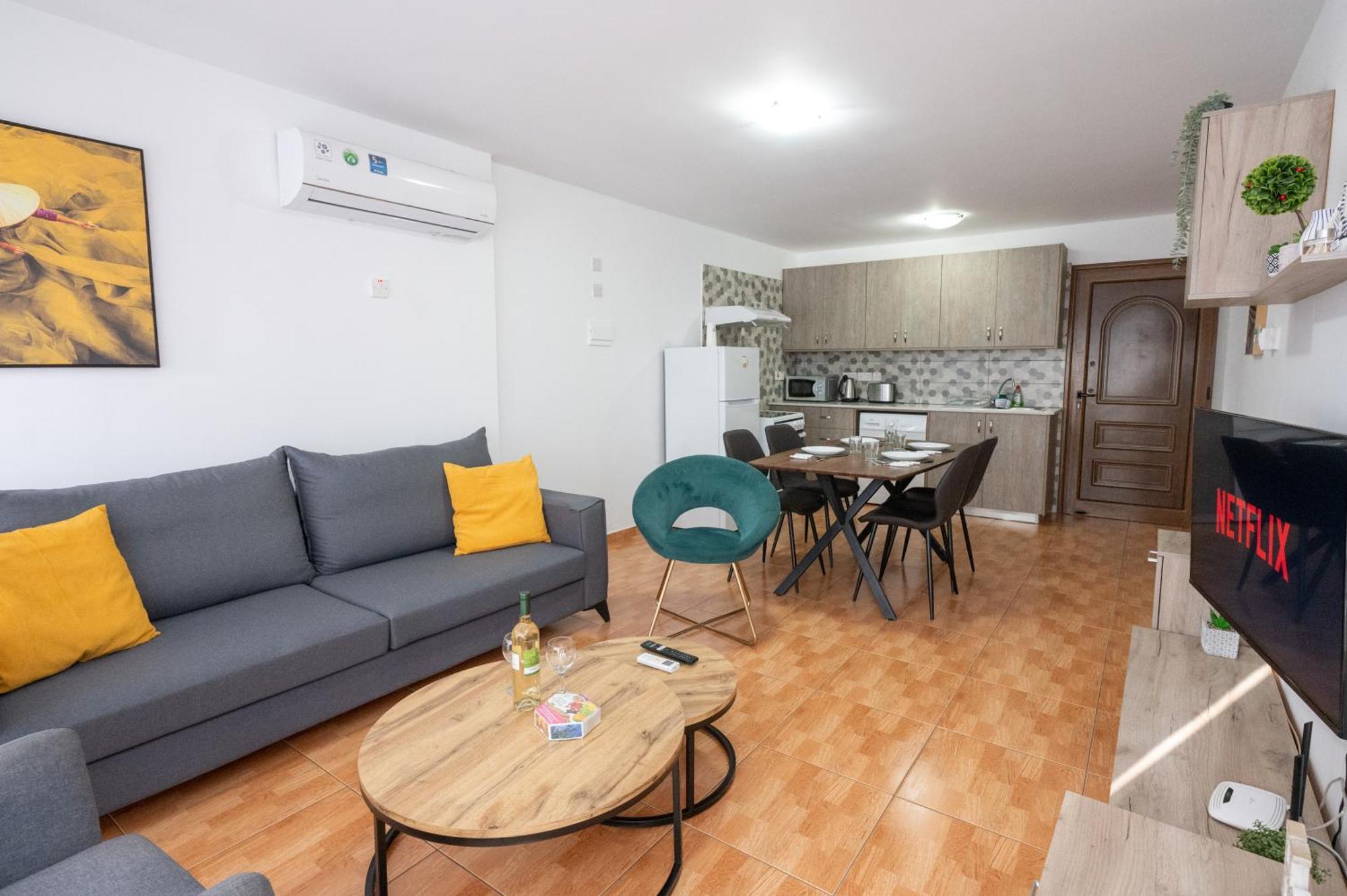 Napa Centrale Suites Ayia Napa Exteriör bild