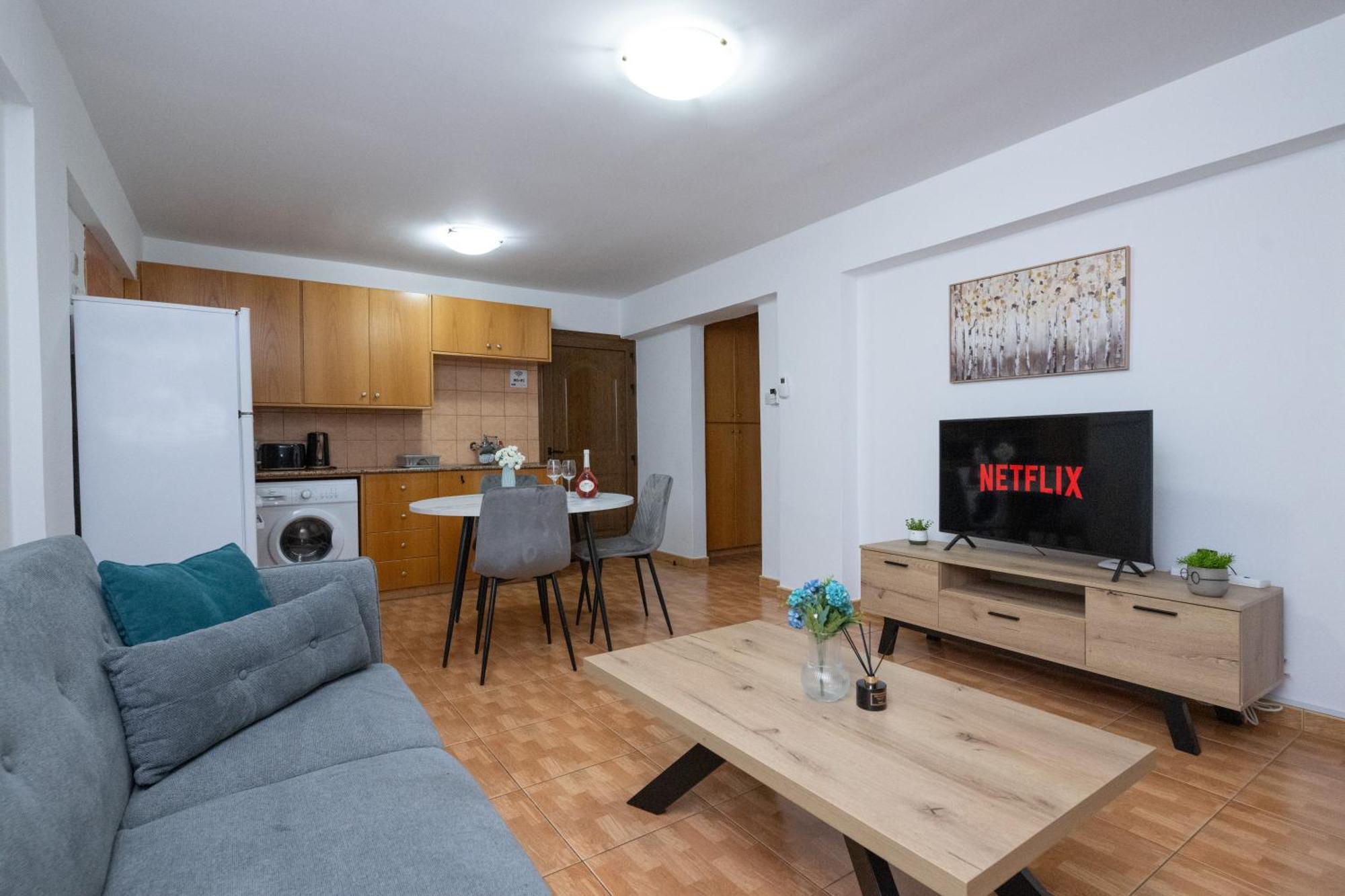 Napa Centrale Suites Ayia Napa Exteriör bild