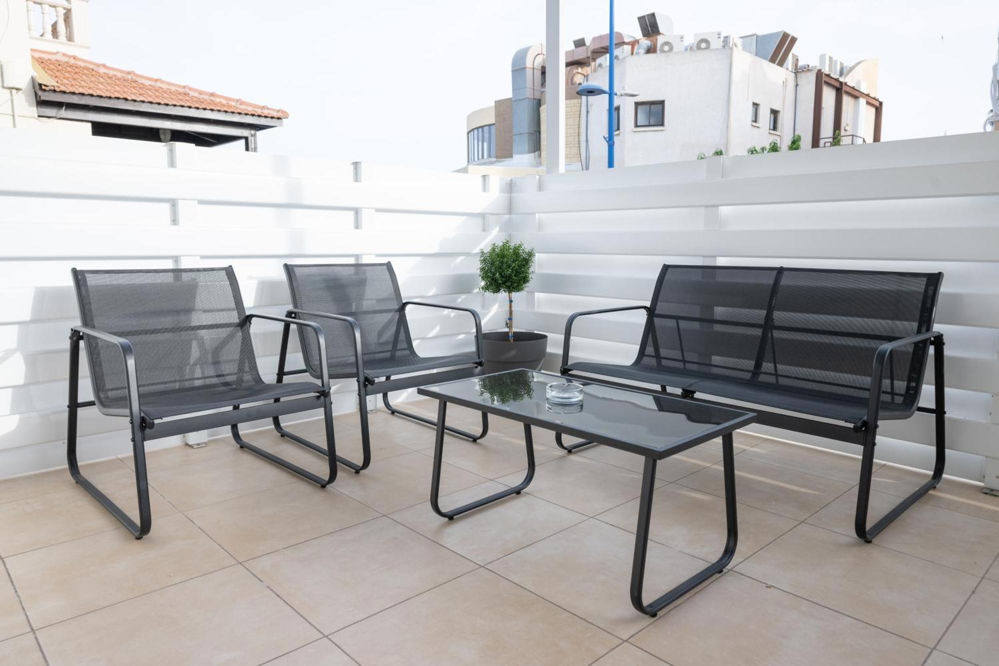 Napa Centrale Suites Ayia Napa Exteriör bild