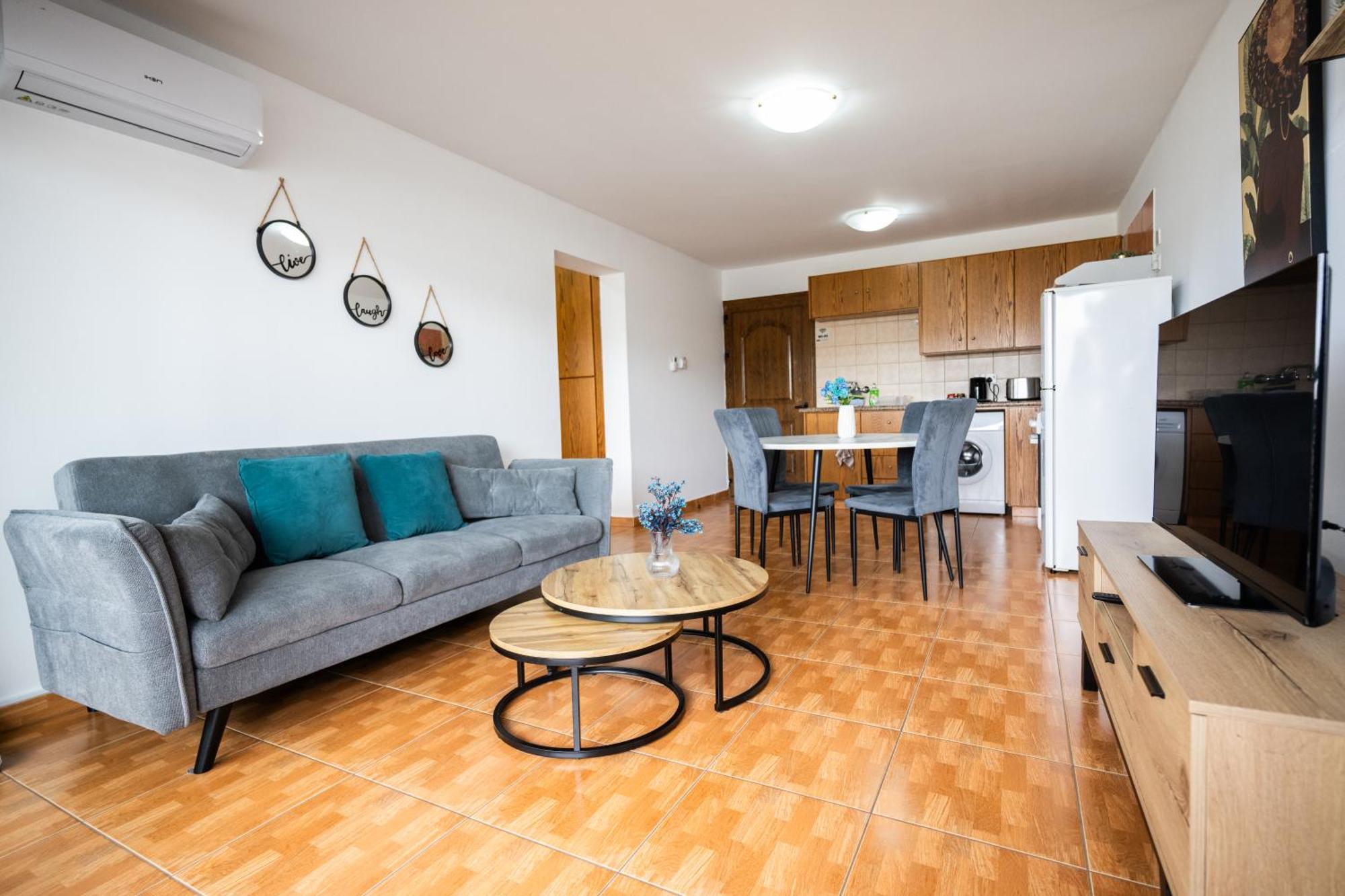 Napa Centrale Suites Ayia Napa Exteriör bild