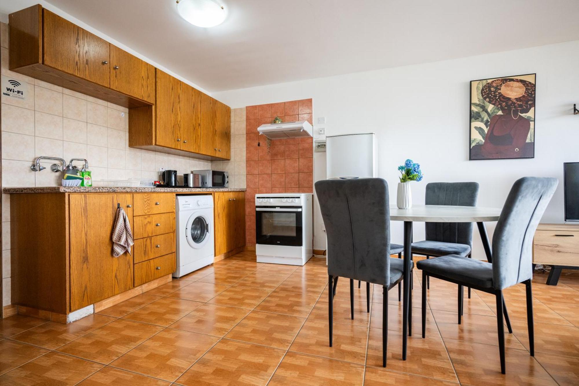 Napa Centrale Suites Ayia Napa Exteriör bild