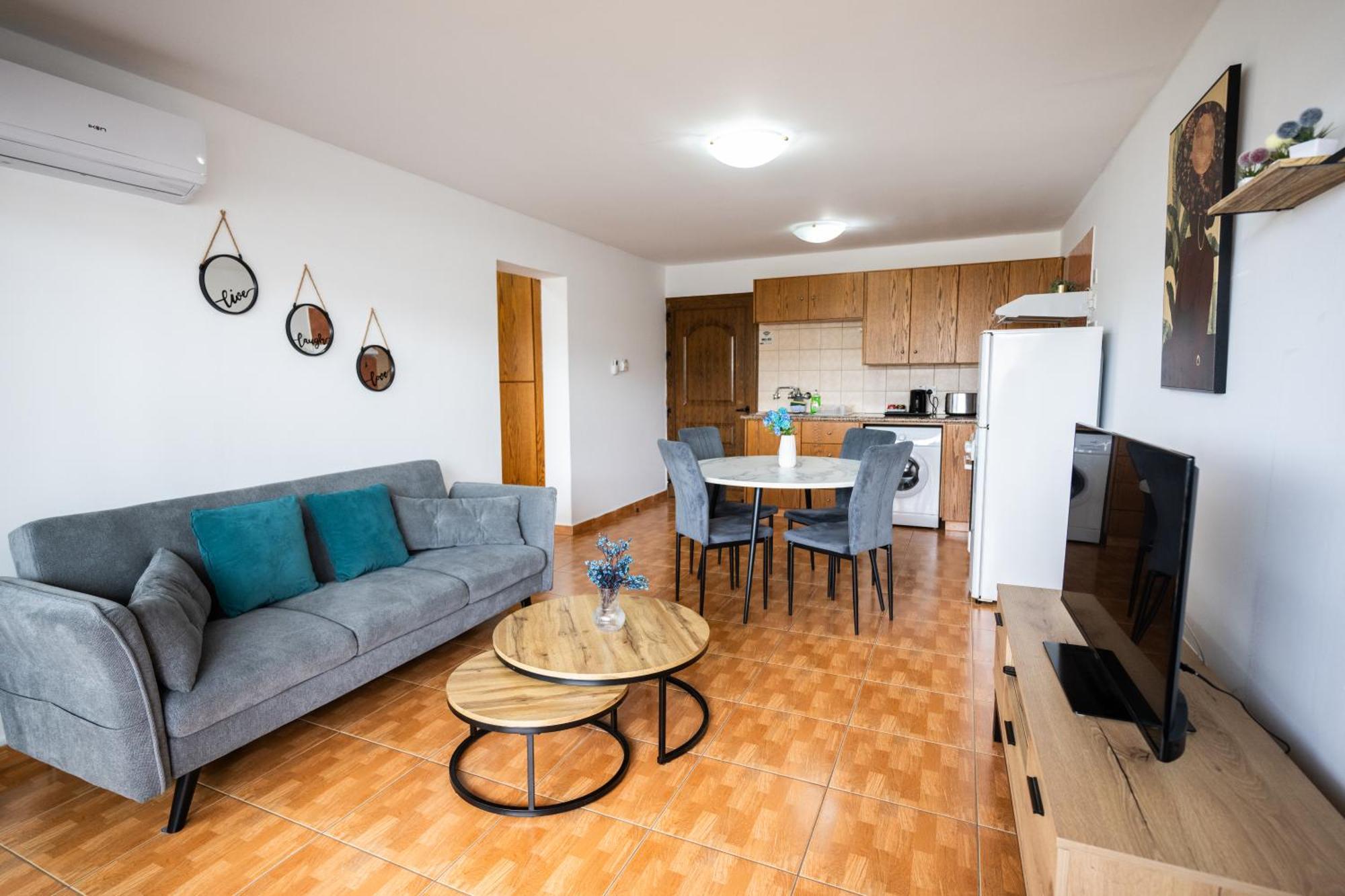 Napa Centrale Suites Ayia Napa Exteriör bild